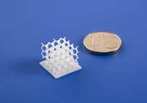 3D printed fine ceramic lattice structure of alumina